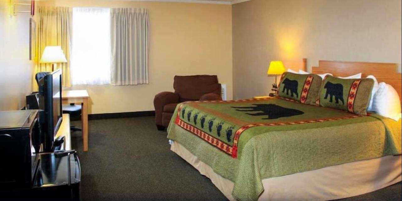 Yellowstonepark Inn&Suites リビングストン エクステリア 写真