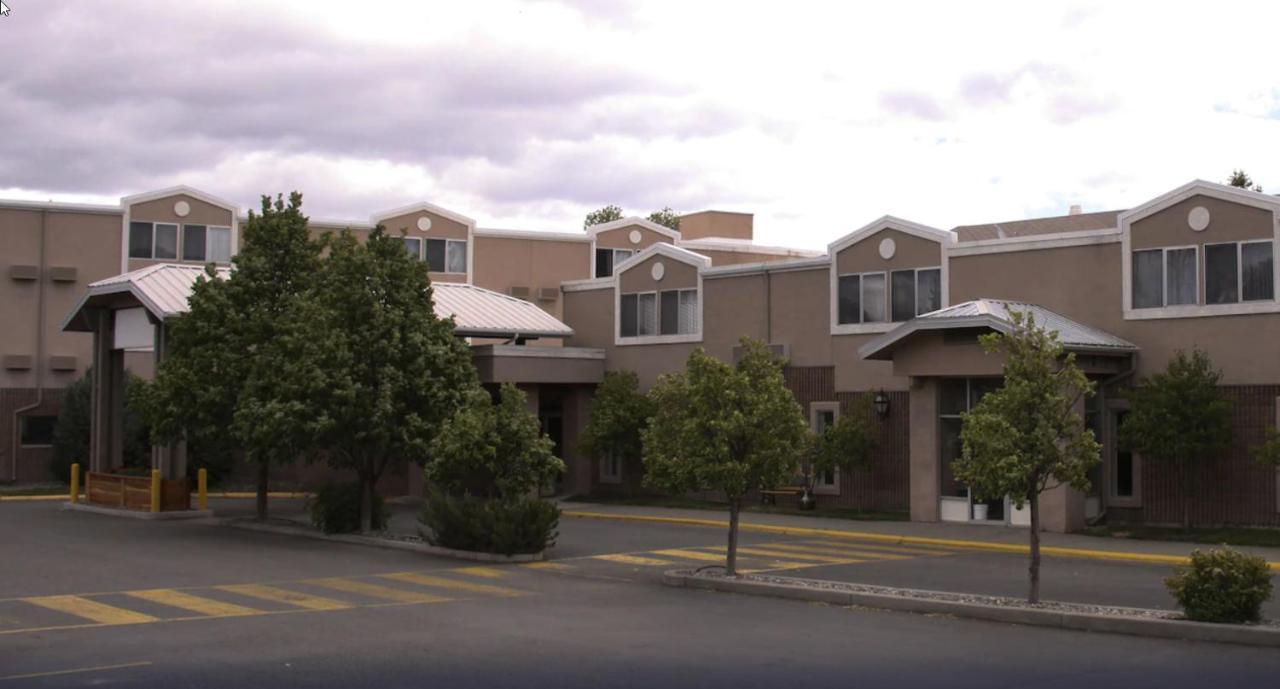 Yellowstonepark Inn&Suites リビングストン エクステリア 写真